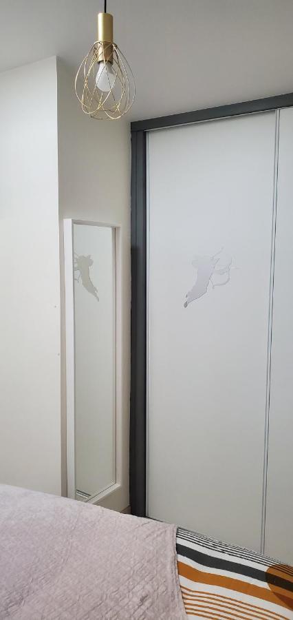 Triangle D'Or - Calme Et Cosy, Appartement 1 Chambre 생캉탱 외부 사진